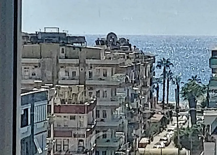 Hotel Cleopatra