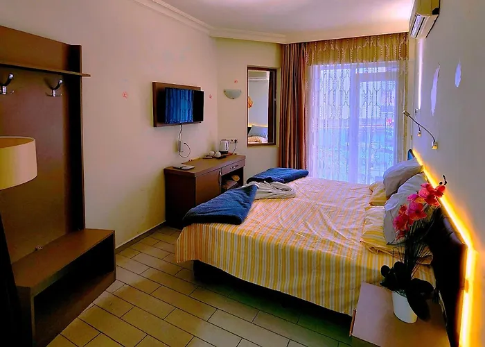 Cleopatra Hotel 3*