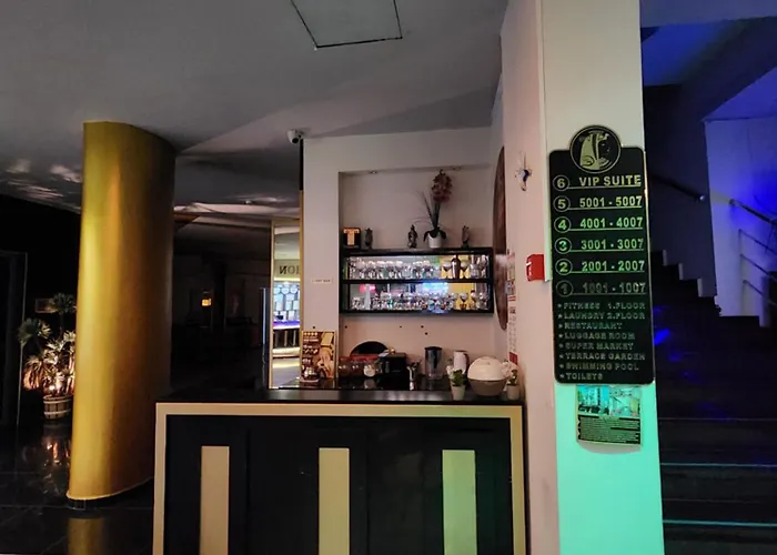 Hotel Cleopatra