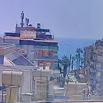Cleopatra 3*
