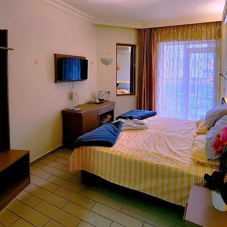 Cleopatra Hotel 3*
