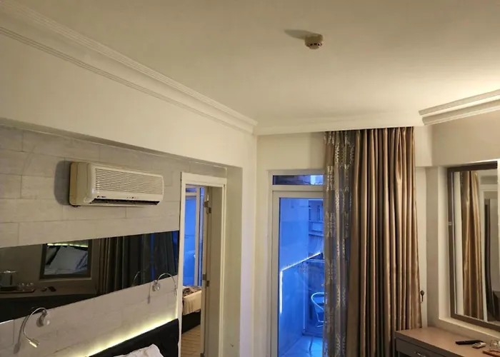 Cleopatra Hotel 3*