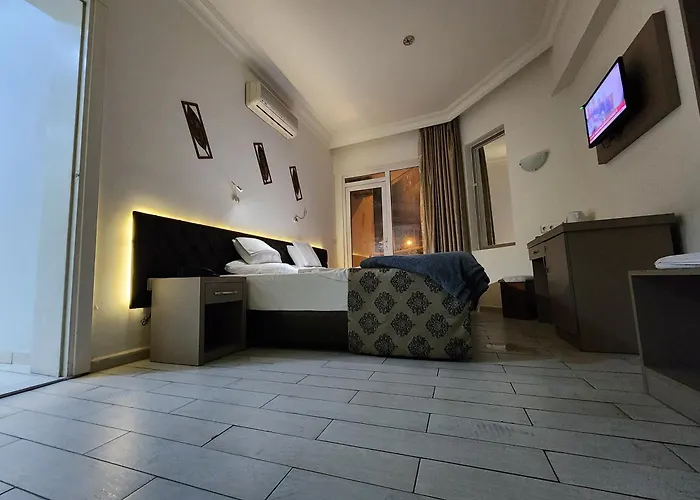 Hotel Cleopatra 3*