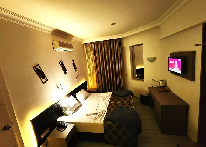 Hotel Cleopatra