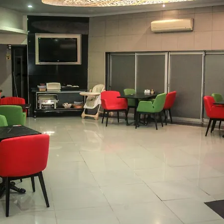 Cleopatra Otel