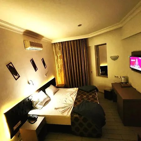 Hotel Cleopatra