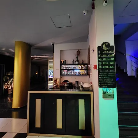 Hotel Cleopatra